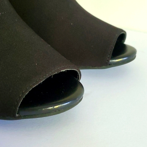 Chaps Peeptoe Slingback Booties - Picture 4 of 8